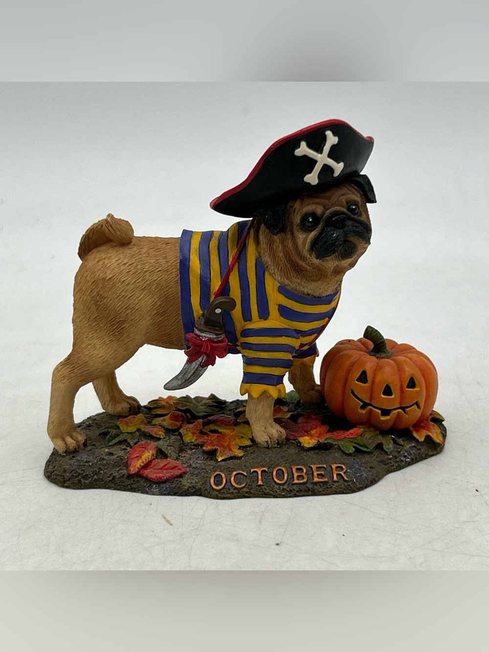 Danbury Mint Perpetual Calendar Pug Figurine October Halloween Autumn 4” x 3”